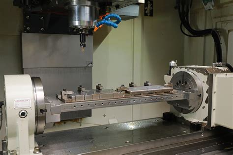 【最新定義】秒懂 CNC 是什麼，史上最簡單 CNC 銑床、車床加 